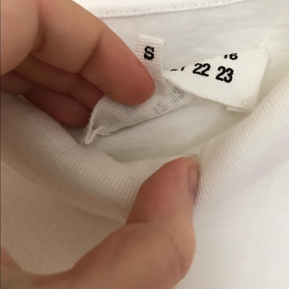 Maison Margiela padded collar white t shirt - Picture 8 of 8